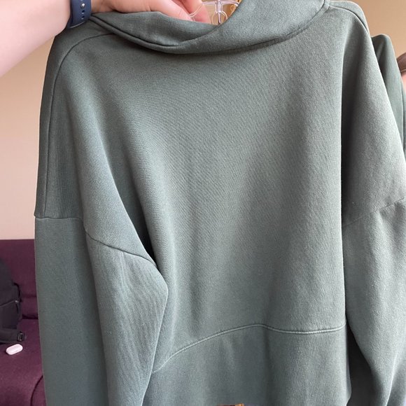 Universal Thread Quarter Zip - Picture 3 of 3